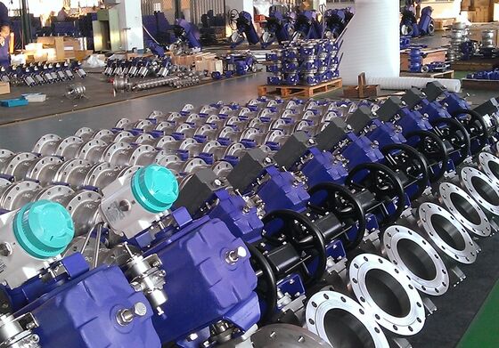 石油・ガスパイプライン用のプレミアム完全溶接式ボールバルブ API 6D 認証